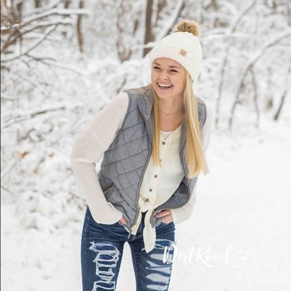 Meet your Posher, Caitlin